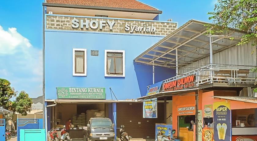 Urbanview MJ House Syariah Bandung – Bandung, KY