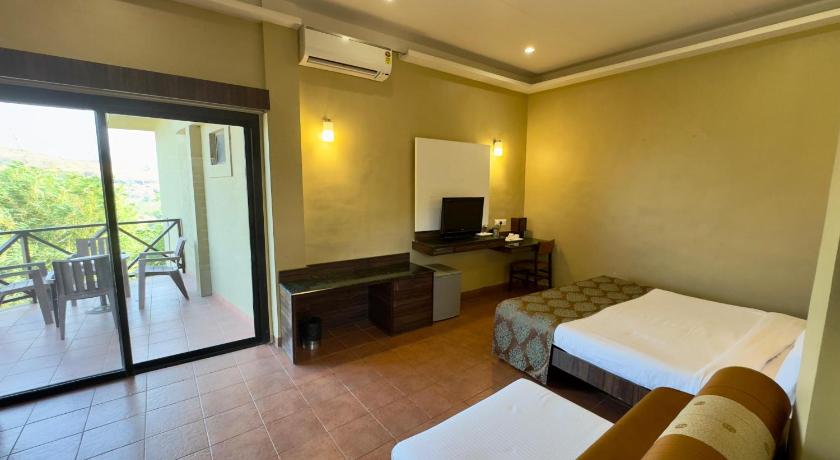 Image of Cottage Room with Partial Mountain View 0