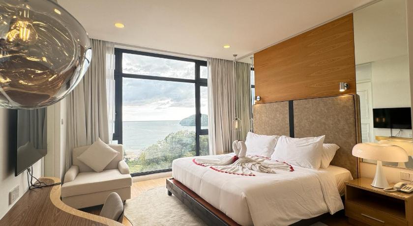 Lavanya Villa and Residence by Rimba Hill - image 2