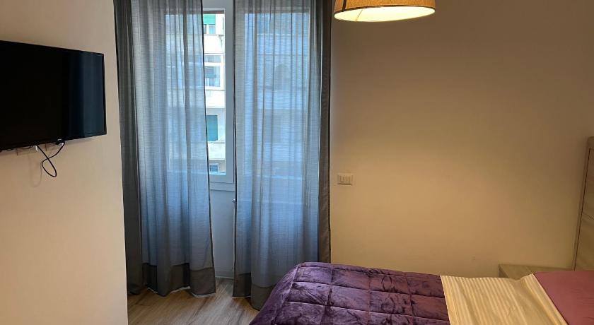 ローマ A un passo dal centro 3つ星 シングルルーム プール