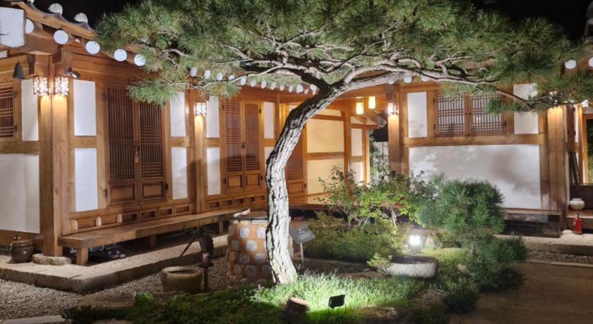 경주 소설재 게스트하우스 3성급 숙소 레스토랑