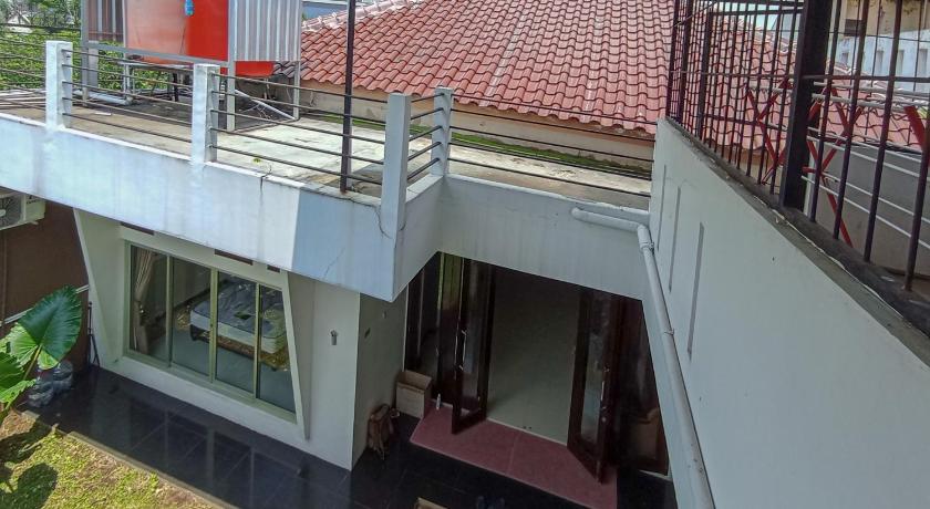 RedDoorz @ Wisma Garden Purwokerto – Purwokerto, WI
