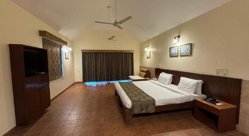 Image of Cottage Room with Mountain View 12