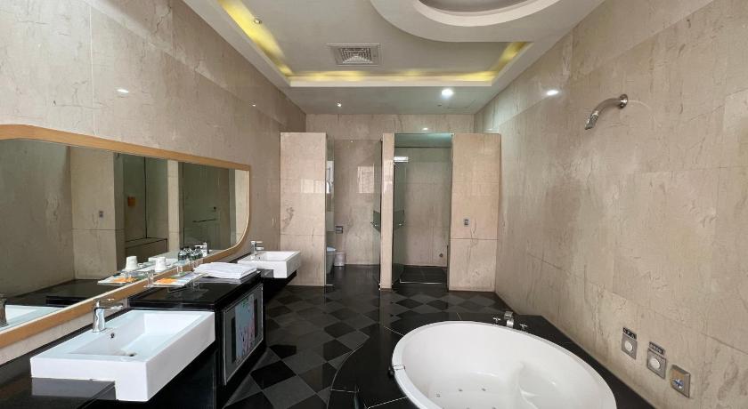 標準雙人房（週五／週六／假日 20:00 後入住） (Standard Double Room ( Check in after 20:00 on Friday / Saturday / Holiday))圖片 3