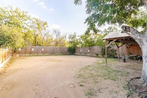 サンアントニオ Private Rooms in San Antonio Home 5 mins to downtown 3つ星 宿泊施設 スイート