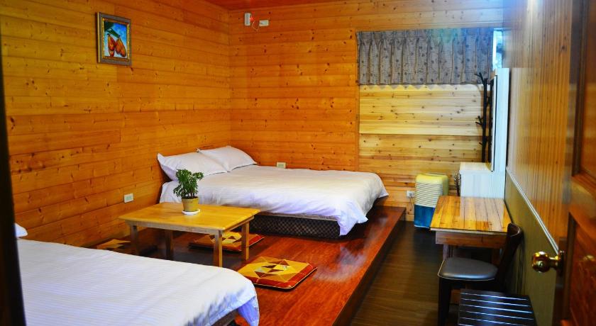 Image of Quad Room 3