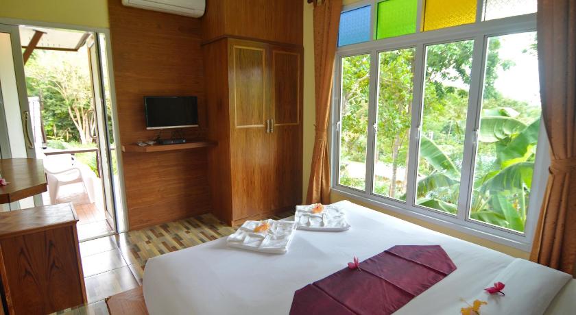 Phuchawee Lanta Resort - image 50