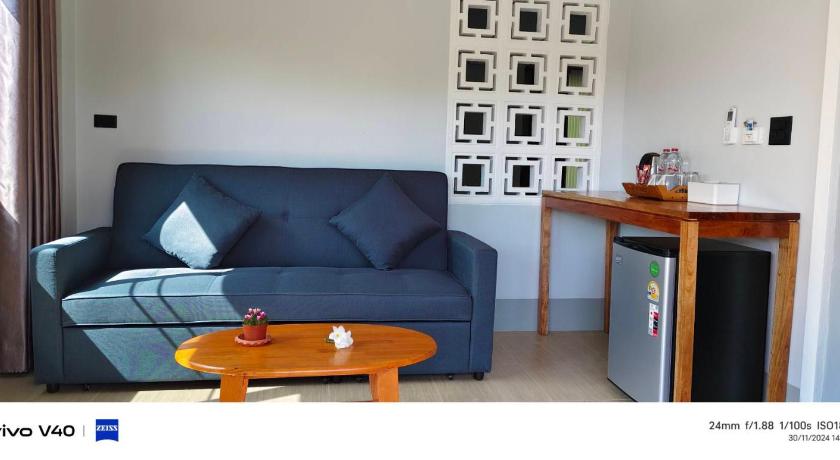 Image of Deluxe Family Room 12