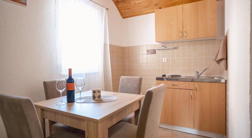 Apartmani Biser Kupresa 4