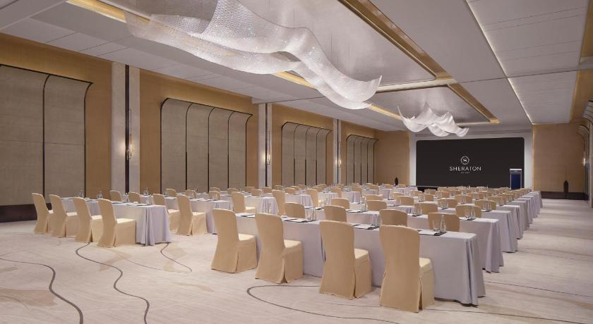 Sheraton Hong Kong Hotel & Towers - image 15