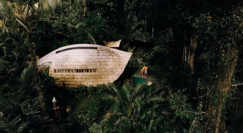 Tampilan Bamboo House - Ecobreeze