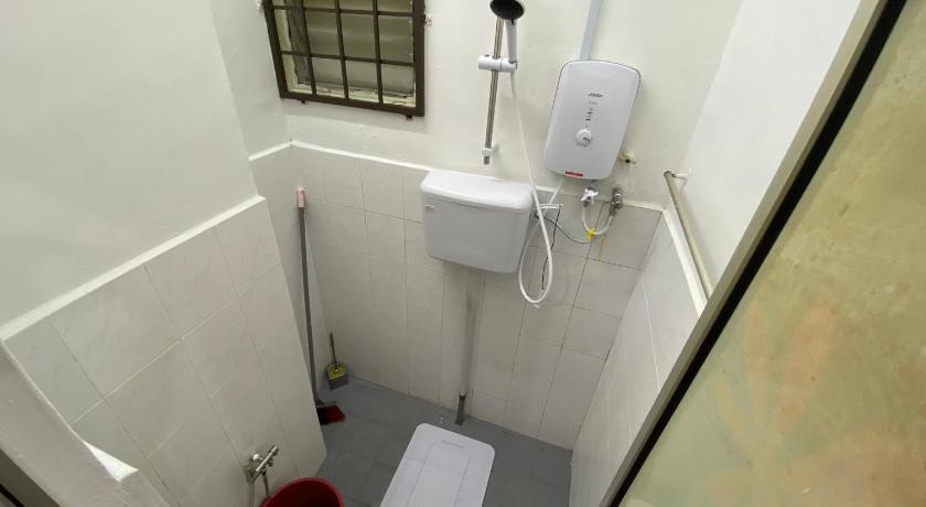 パゴー Pagoh Town Homestay 2 4つ星 ゲストハウス レストラン