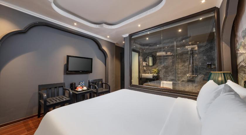 ハノイ Madelise Stardust Hotel & Travel 4つ星 ホテル 外観