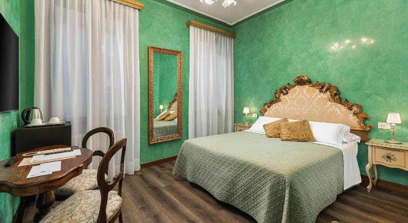 Fotografija Soba Superior z zakonsko posteljo ali z enojnima posteljama (Superior Double or Twin Room) 3