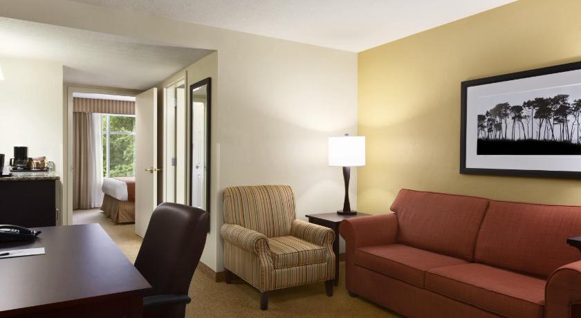 Country Inn & Suites by Radisson, Lawrenceville, GA