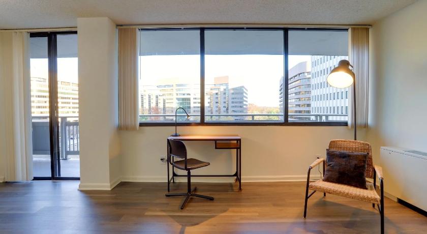 阿靈頓 (VA) Convenient Apartment near Metro in Crystal City 4星级 住宿 大堂
