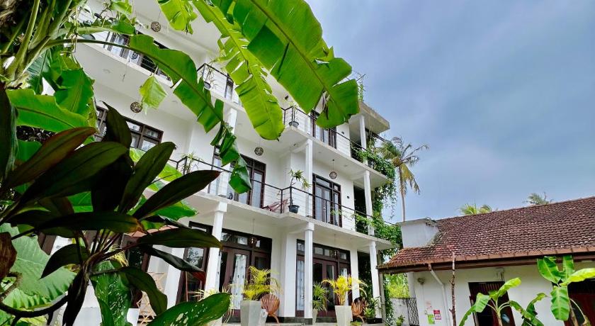 The jini house - image 11
