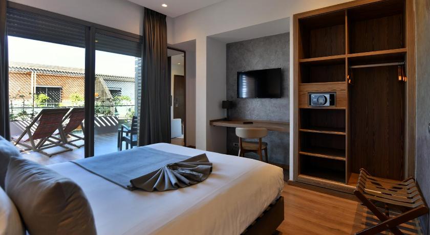 Image of Superior Suite 3
