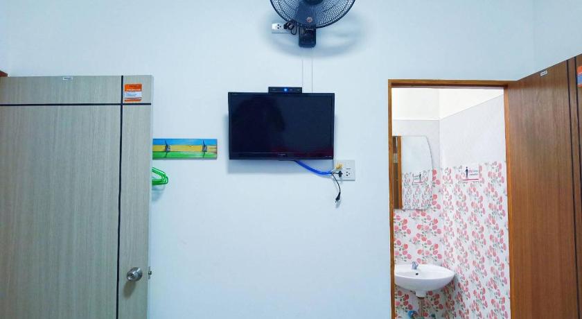 Image of Economy Double Room 8