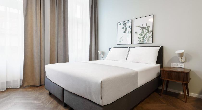 Image of Comfort Room with sofa bed 3