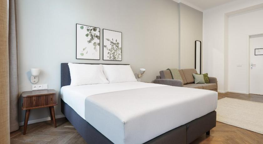 Image of Comfort Room with sofa bed 1