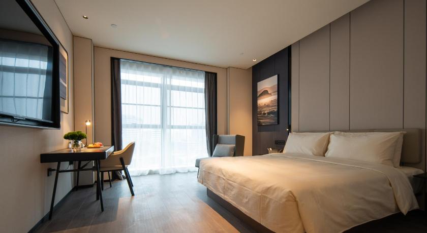 쯔궁 Atour Hotel Zigong Huashang International City Summit Park 호텔 스위트룸