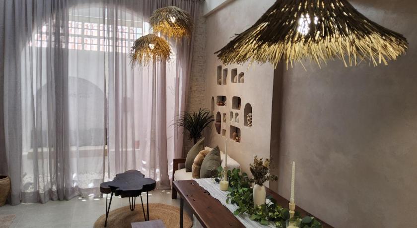 コサメット Le mar villa 4つ星 シングルルーム ロビー