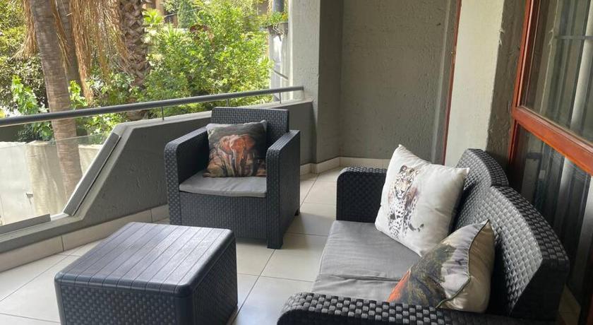 3 Bedroom Apartment in the heart of Sandton - image 9