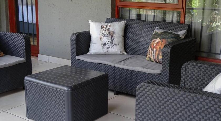 3 Bedroom Apartment in the heart of Sandton - image 7