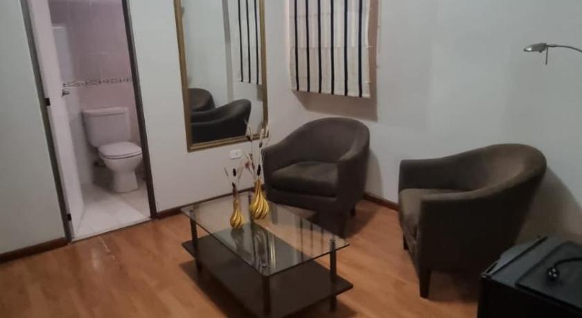 トゥクマン Hotel Presidente 4つ星 ホテル 外観