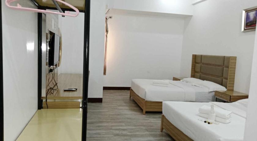 Image of Family Room 2