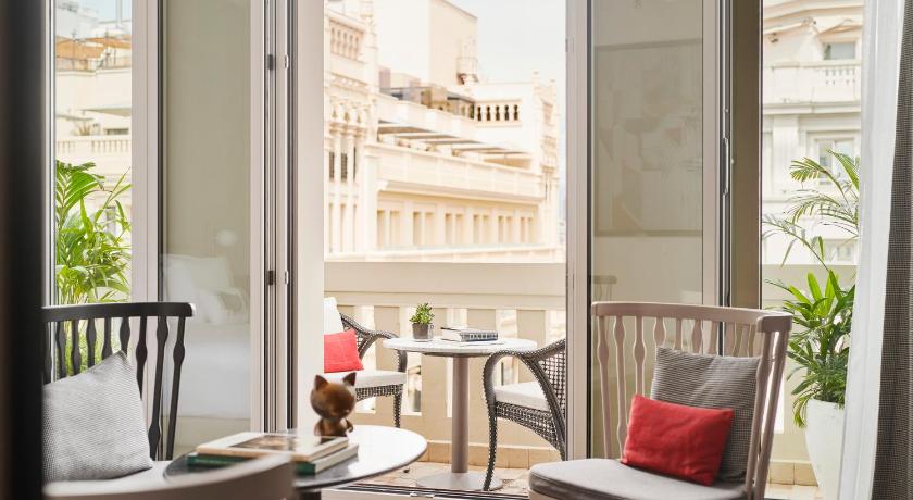 Image of King Terrace Gran Via View 7