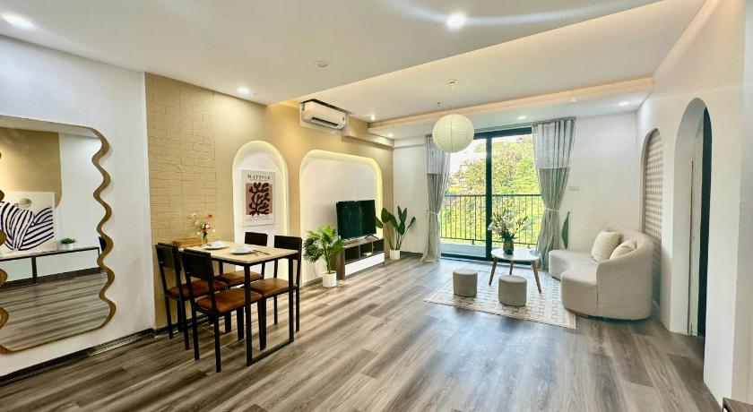 Hanoi Luxe Paradise Residence 76 To Ngoc Van 3-Star Guesthouse room