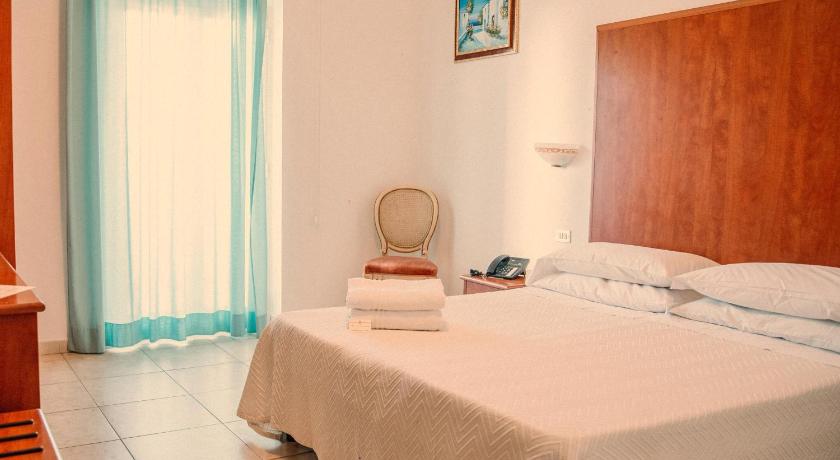 Hotel Magnolia - image 14