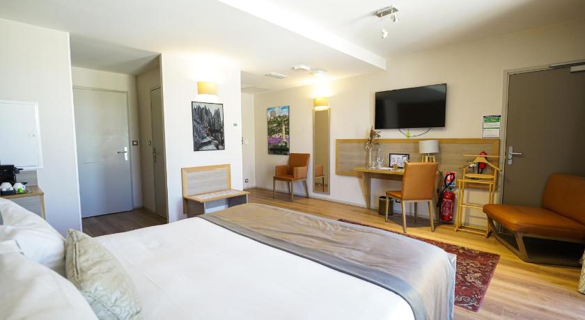 Image of Superior Double or Twin Room 14