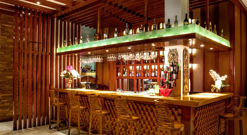 巴厘 Astagina Resort Villa and Spa 4星级 酒店 泳池