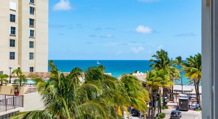 할리우드 (FL) CH Luxury Condos & Studios On The Beach 4성급 숙소 스위트룸