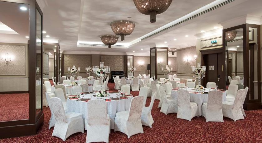 Holiday Inn Sisli - image 14