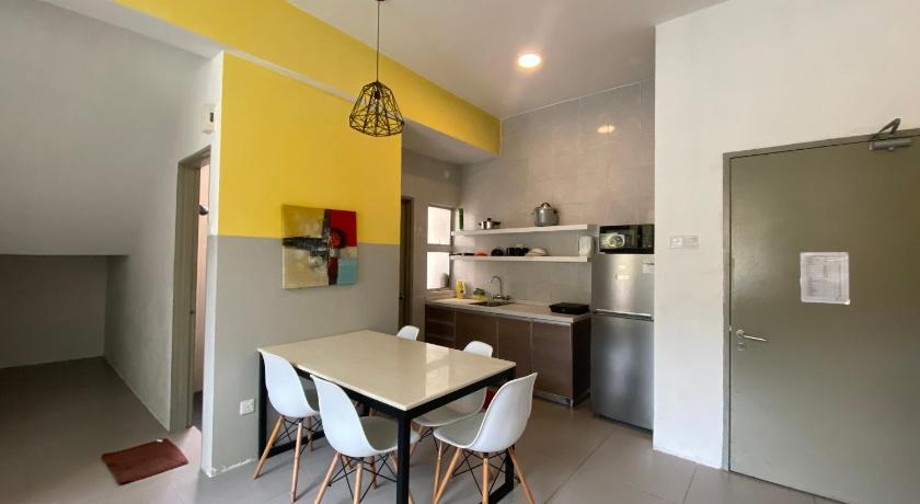 Image of Three-Bedroom Suite 1