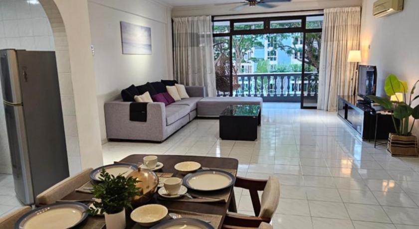 Georgetown City Center [Macalister] 3BR 3 Carpark - image 2