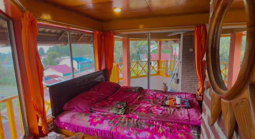 Swindo Homestay 77, Room 11
