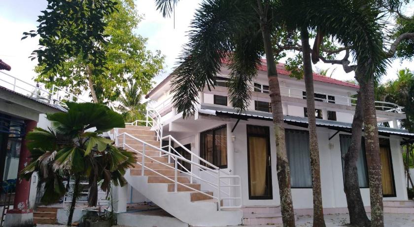 Image of Family Bungalow 4