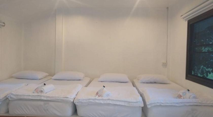 Image of Big Family Room - Resort 8