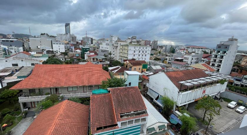 Amy Hotel Hue - image 14
