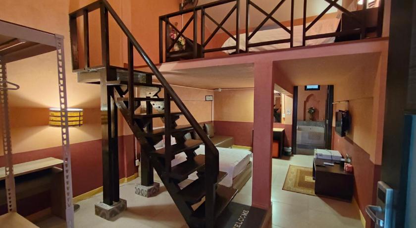 Image of Deluxe Twin Room 3