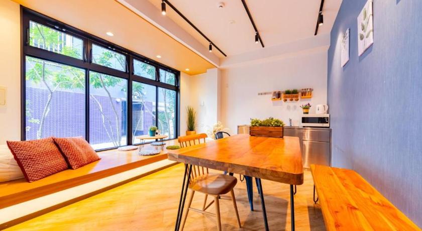 大阪 JA HOTEL MIDORIBASHI the bresidence 3つ星 ホテル 外観