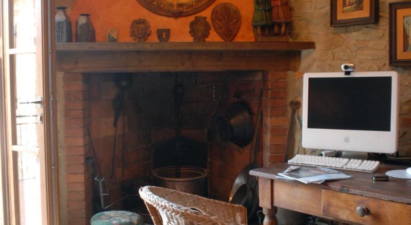 Image of One-Bedroom Apartment 7