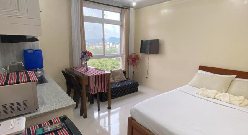 Condo with Breathtaking View by Cold Breeze Baguio - image 2