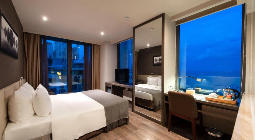 Image of Deluxe Partial Sea View Double Room 1