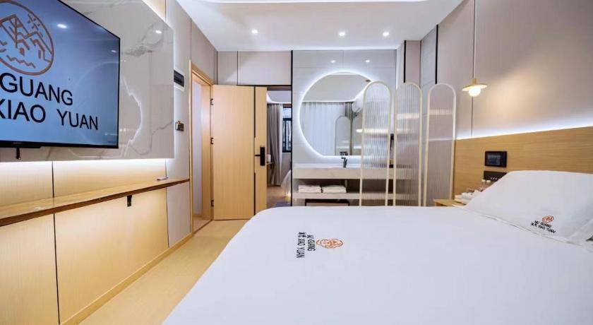 Image of Double or Twin Room with Bathroom 3